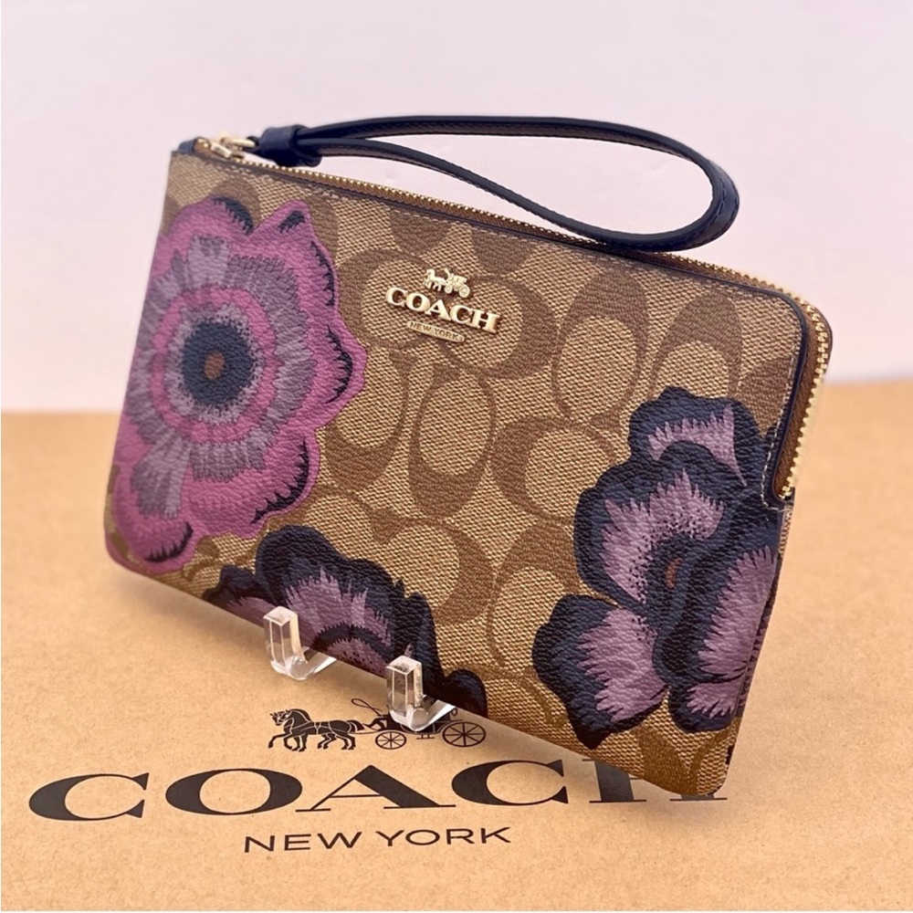Coach Large Corner Zip Wristlet Wallet in Signature Canvas